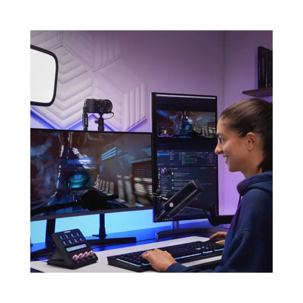 Capturadora Elgato Cam Link 4K conectada al cable de extensión USB