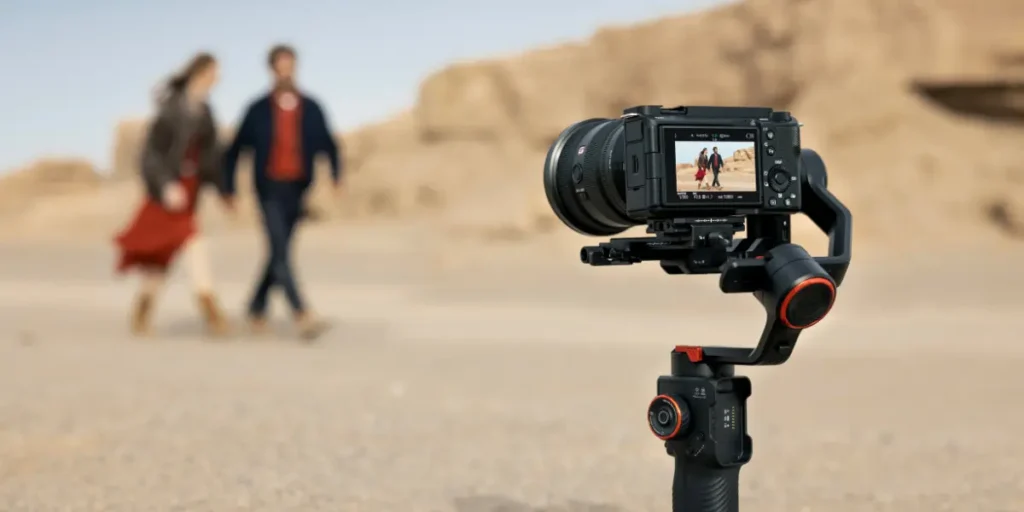 : Ejemplos de movimientos de cámara de cine logrados con gimbal