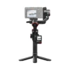 Hohem iSteady MT3 Pro en modo vertical con celular montado y luz CCT/RGB encendida